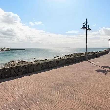 Puerto Chico P بلايا بلانكا