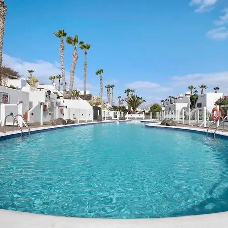 Puerto Chico P شقة